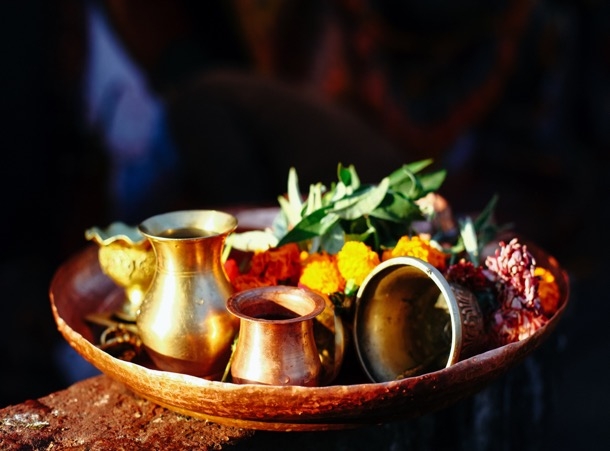 Pooja Plates, Bowls, Glass, Dabbi & Spoons