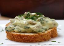 Button Mushrooms in a Creamy Sauce